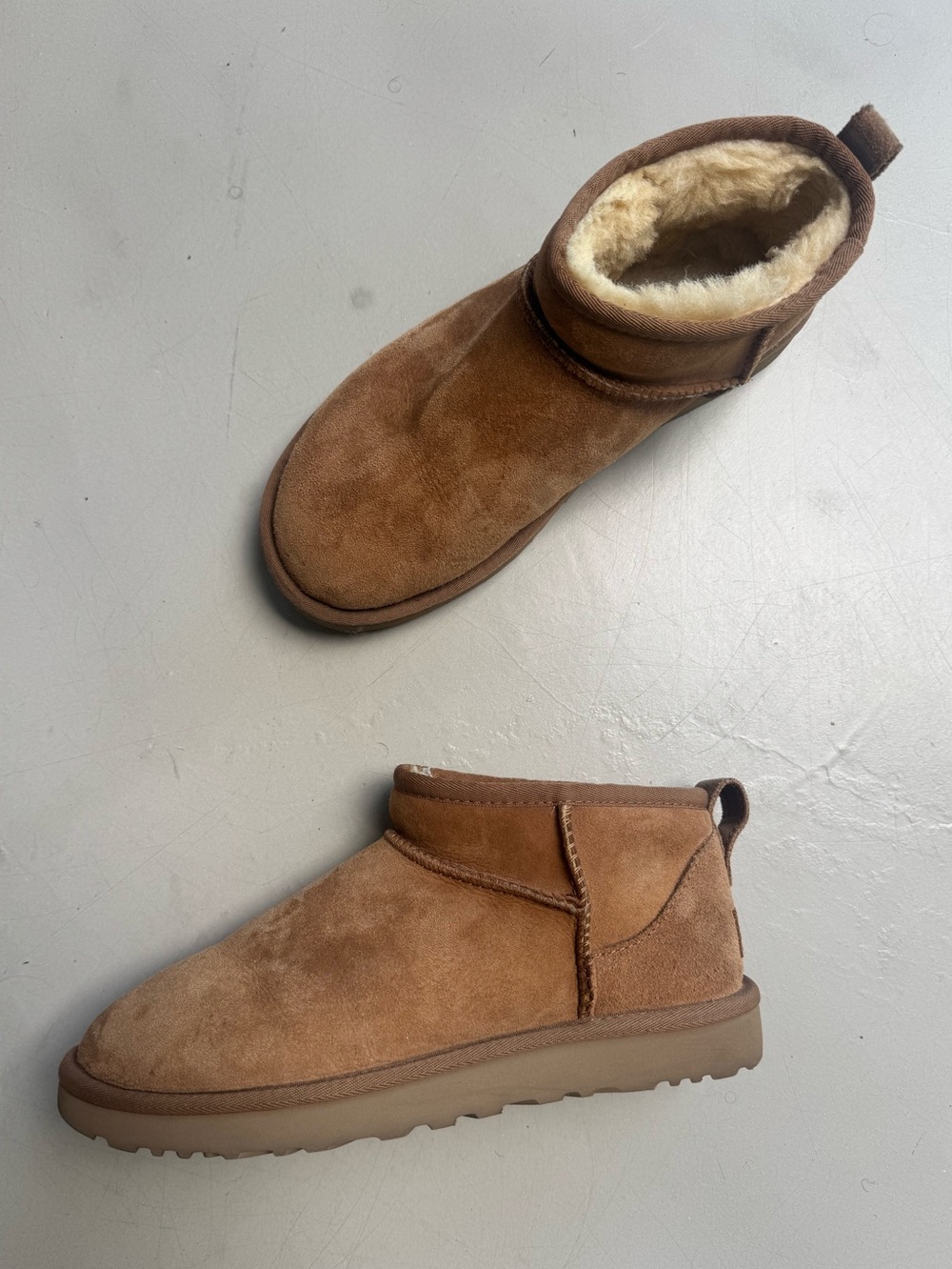 Ugg Classic Ultra Mini size 8 in great condition